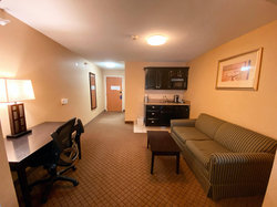  - Holiday Inn Express & Suites Plymouth
