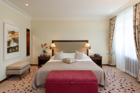 SUVRETTA HOUSE - Photo 112