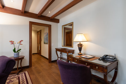 SUVRETTA HOUSE - Photo 120