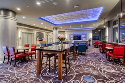  - Holiday Inn Express Downtown Kansas City - I-70, Exits 2J & 2K