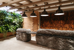  - 1 Hotel Downtown Nashville - I-40 & I-65, Exit 209