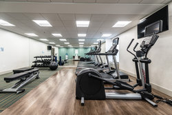  - Holiday Inn Express Campus Area Flint - I-475, Exit 8A