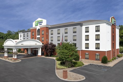 Welcome to the Holiday Inn Express Knoxville Clinton 