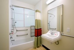  - Red Roof Inn & Suites Beaumont - I-10, Exit 850