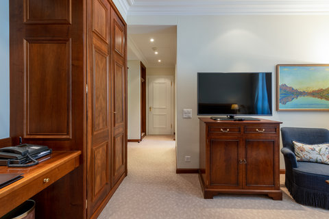 SUVRETTA HOUSE - Photo 148