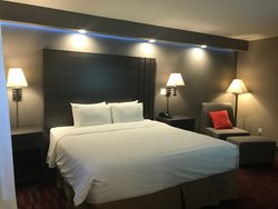  - GreenTree Inn & Suites Alhambra