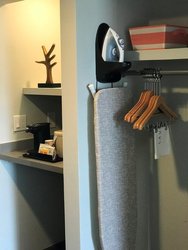  - GreenTree Inn & Suites Alhambra