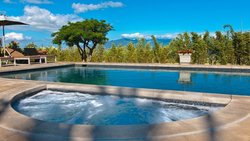  - Lumeria Maui Retreat Resort Makawao Maui