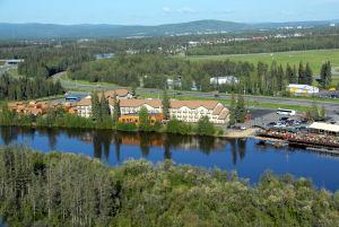 Glacier International Lodge