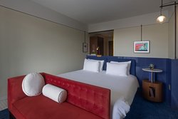  - Hotel Haya Tampa