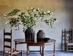  - Inness Hotel & Resort Accord