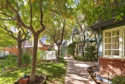  - Wine Valley Inn & Cottages Solvang