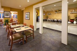  - Wine Valley Inn & Cottages Solvang