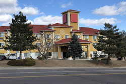  - GreenTree Inn & Suites Denver Tech Center Centennial - I-25, Exit 196