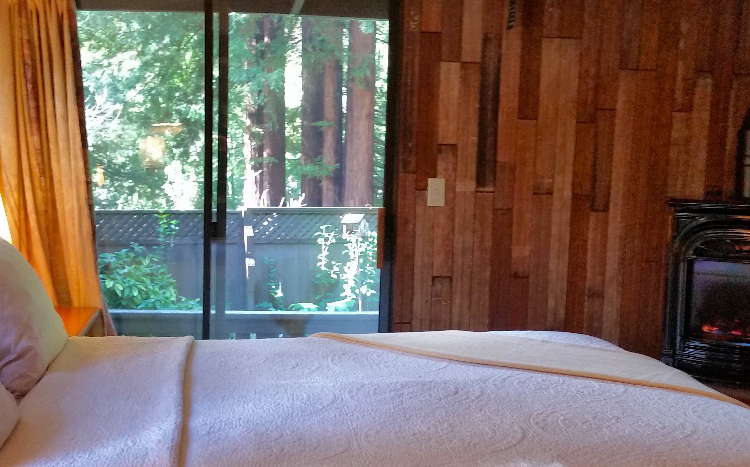 Highlands Resort-guestroom-Garden Suite.jpg