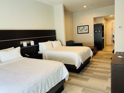  - Holiday Inn Express & Suites Salinas