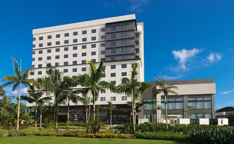 SedaAbreeza Exterior