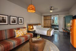  - Texican Court Hotel Irving