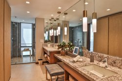  - Drey Hotel the Village Dallas