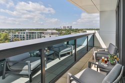  - Drey Hotel the Village Dallas