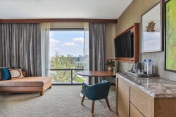  - Drey Hotel the Village Dallas