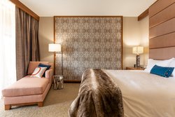  - Drey Hotel the Village Dallas