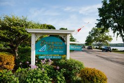  - Edgewater Resort Ephraim