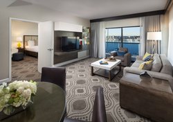  - Marina del Rey Hotel