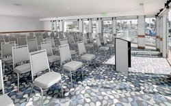  - Marina del Rey Hotel