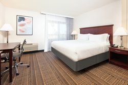  - Holiday Inn & Suites Santa Maria