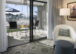  - Marina del Rey Hotel