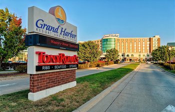 Grand Harbor Resort & Waterpark