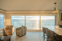  - Sookepoint Ocean Cottage Resort Sooke