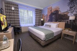  - Adria Hotel & Conference Center Bayside Queens