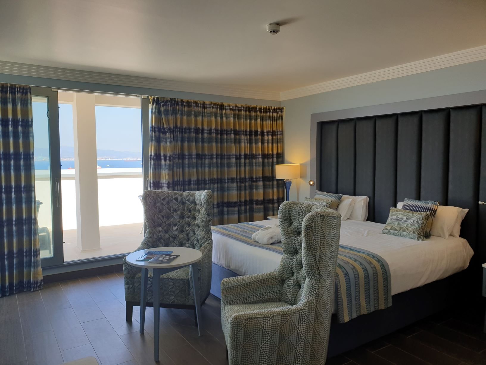 The Eliott-guestroom-Executive King Room with Balcony.jpg
