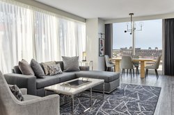  - Live! Casino Hotel Navy Yard Philadelphia - I-76, Exit 350