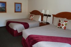  - Hotel Glenwood Springs