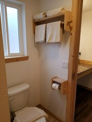  - Moose Inn Spirit Lake