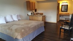  - Moose Inn Spirit Lake