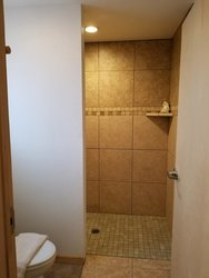  - Moose Inn Spirit Lake