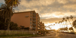 - La Jolla Cove Hotel & Suites
