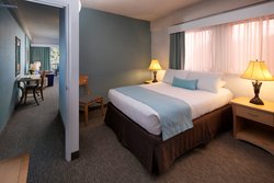  - La Jolla Cove Hotel & Suites