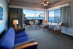  - La Jolla Cove Hotel & Suites