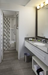  - Inn at Venice Beach