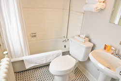  - Penn Wells Hotel Wellsboro