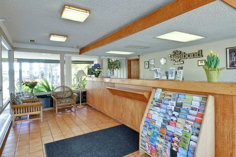 ventura lobby