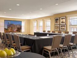  - Moonrise Hotel St Louis