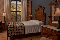  - Hotel Denver Glenwood Springs - I-70, Exit 116