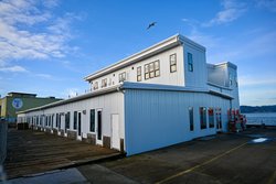  - Bowline Hotel Astoria