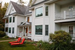  - Eagle Harbor Inn Ephraim